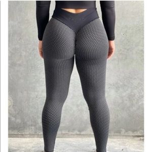 TAHIRA scrunch leggings Size Small NWOT